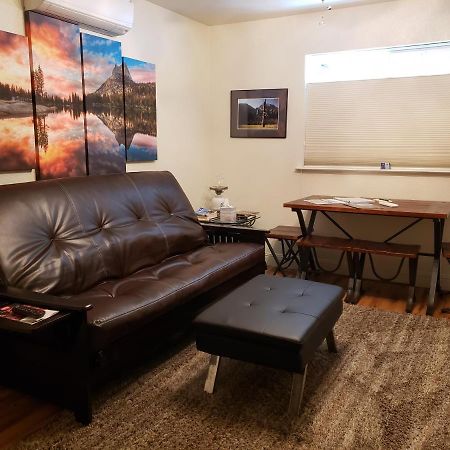 Yosemite Foothill Retreat Hotel โคสต์โกลด์ ภายนอก รูปภาพ